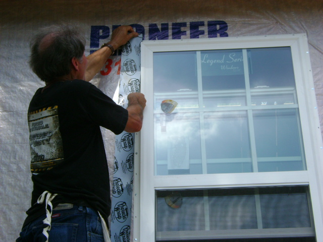 14677522585_9382e8971b_z