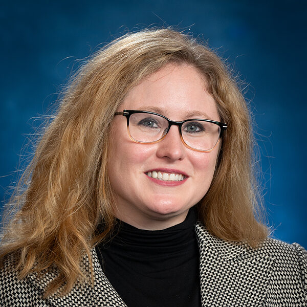 FendleyAnna _LEG_WEB-600x600_SD20019